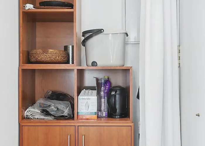 Sea View, Balconies, Pool, Walk To Puerto Banus