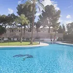 Sea View, Balconies, Pool, Walk To Puerto Banus Апартаменты *