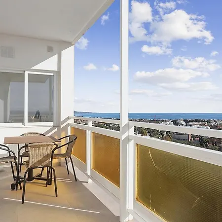 Sea View, Balconies, Pool, Walk To Puerto Banus Апартаменты Марбелья
